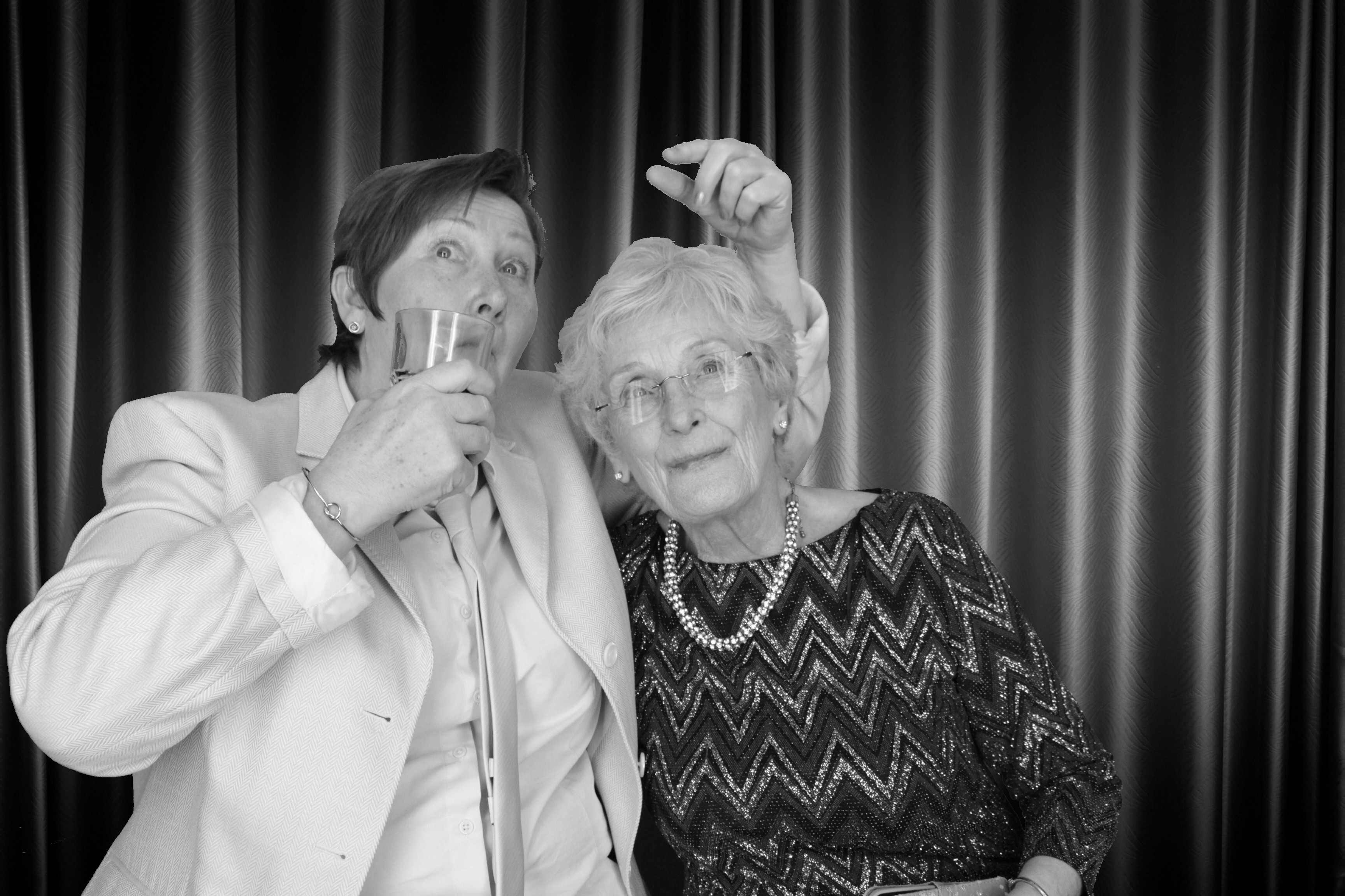 Steve's 65th & Susan 60th Birthday | View more photos from the event at gallery.myphotoboothexperience.co.uk/u/MyPhotoBoothExperienceLtd/Steves-65th-Susan-60th-Birthday